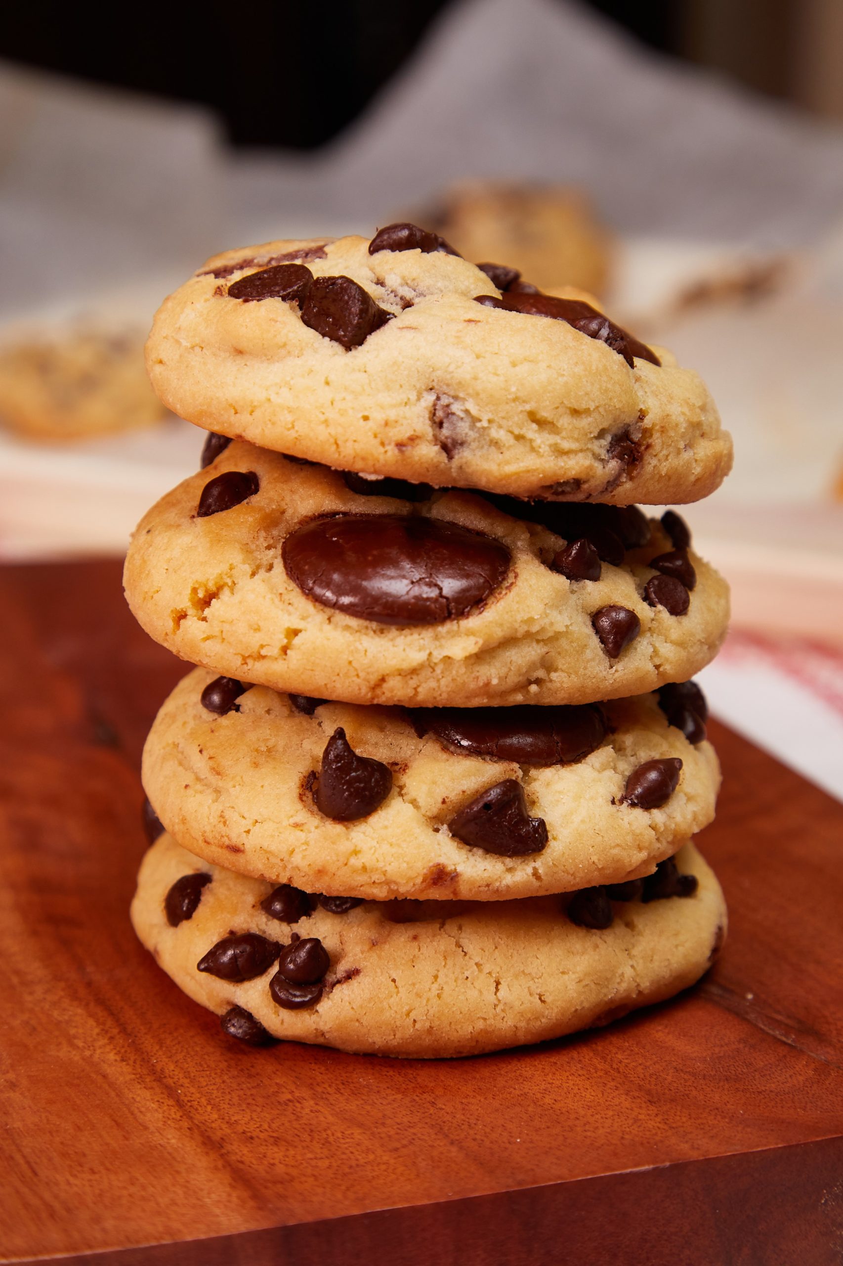 thick-and-moist-chocolate-chip-cookies-new-gen-baker