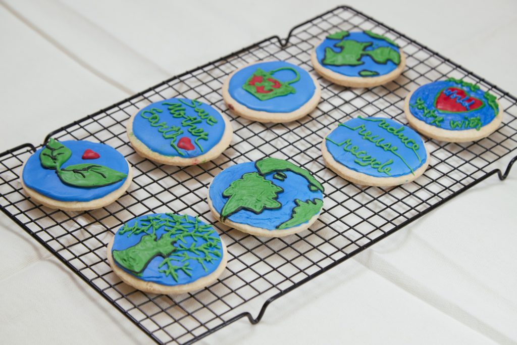 Earth Day Cornstarch Cookies